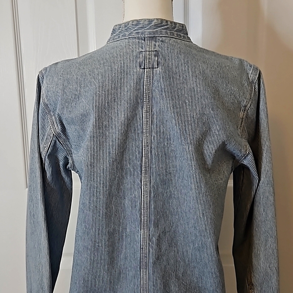 Gap Denim  Vintage Jean Jacket, from the 90's. - Picture 7 of 14